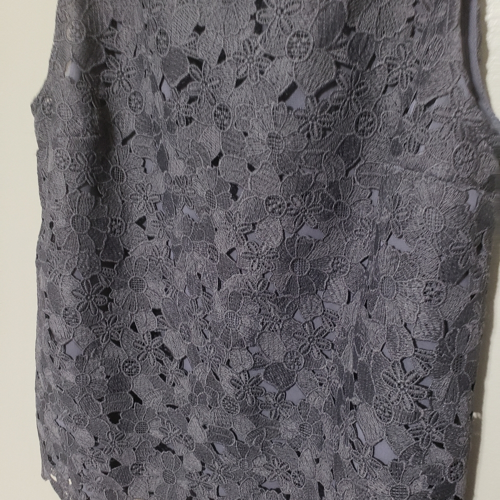 Loft floral embroidered sleeveless shell top - Picture 3 of 6